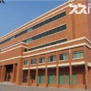 出租河上大桥工业园3−4楼1500方，可分租，报