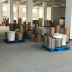 整层1200方层高高，适合服装展厅科技研发仓储类入住