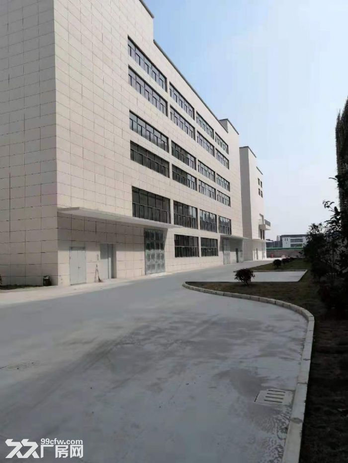 出租 临平区崇贤街道全新标准厂房16170平方，大小可分租