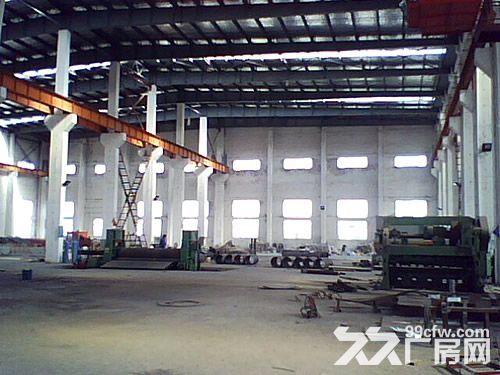 新安工业园3400方单层带行车厂房出租
