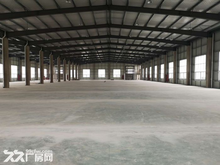 崇贤工业区2楼1500方厂房出租，可做家具，木制品，轻工业等，报价20可谈
