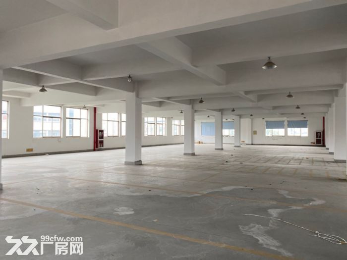 出租良渚安溪工业区3楼1700方价格16可谈，房东急租