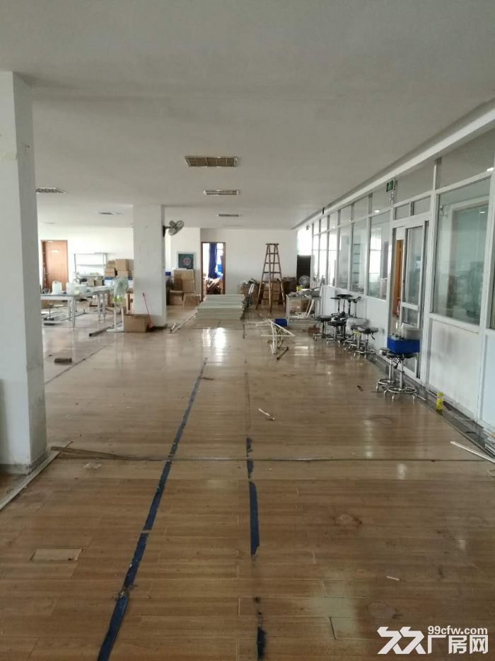 滨江园区900方带装修出租 适合办公电子科技组装