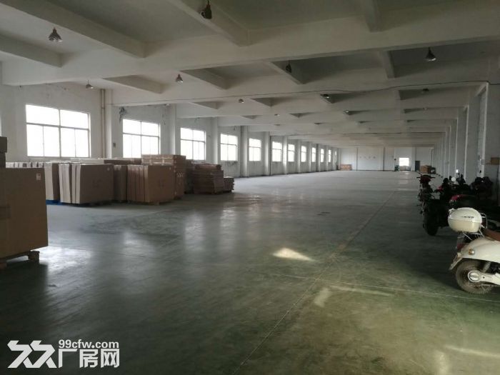 滨江地铁口附近1楼4500方 可以分割